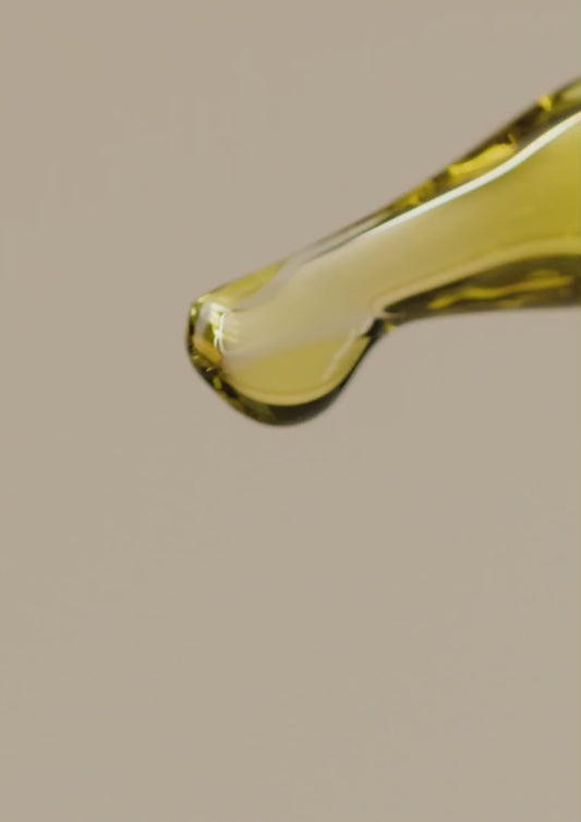 Huile de pousse naturelle Nwaka – cuir chevelu & cheveux fragiles