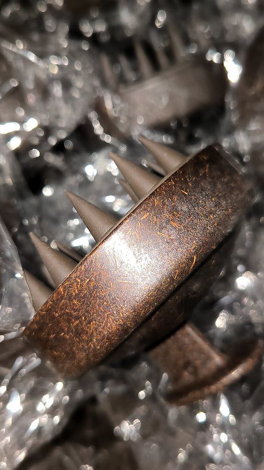 Brosse ronde de massage capillaire en coco recyclé – Stimule la pousse & apaise le cuir chevelu